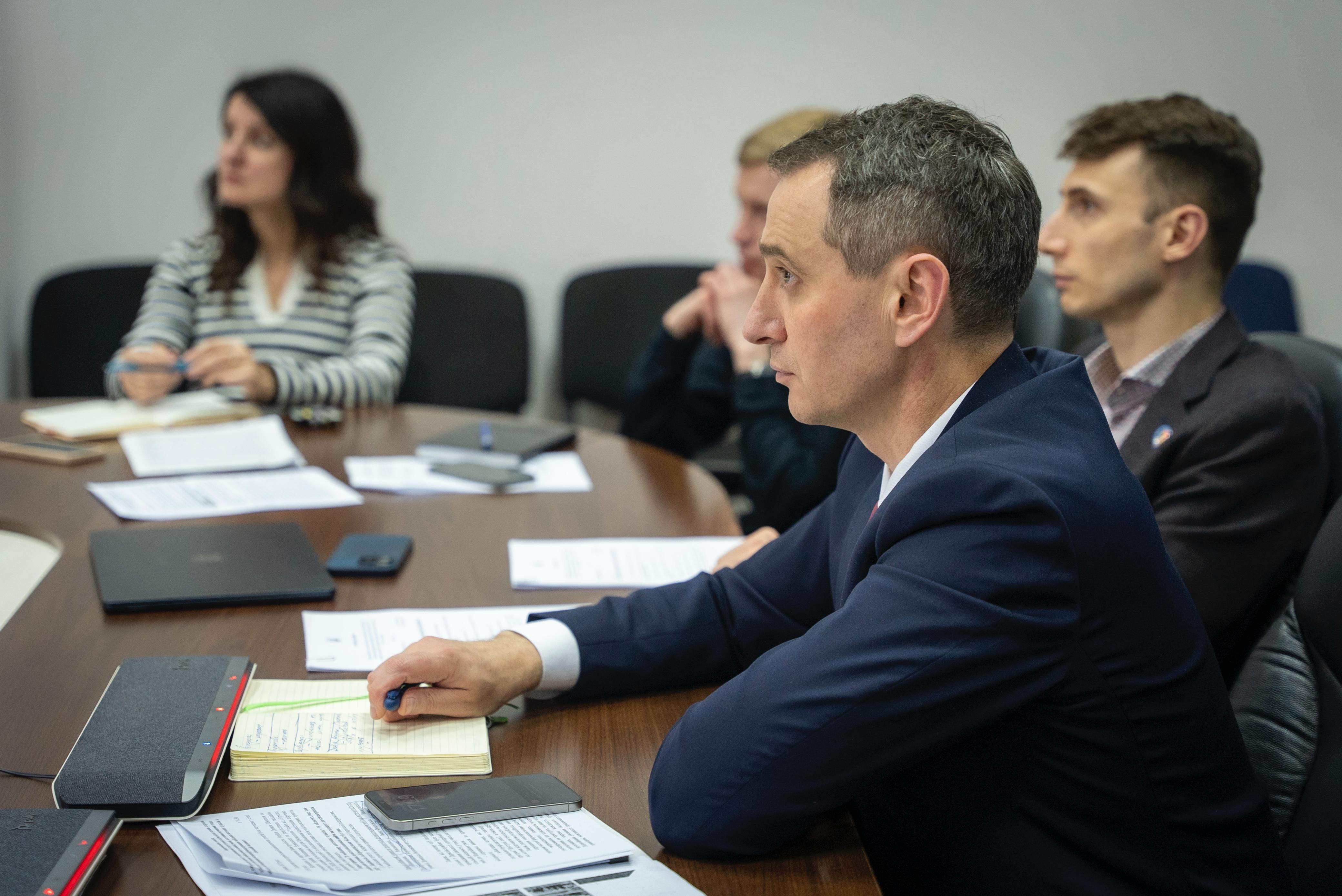 https://moz.gov.ua/img/fa57d7c9-2bdf-4942-ac0b-2f53c1005617/whatsapp-image-2025-05-16-at-180009.jpeg?fm=jpg&q=80&fit=max&crop=4160%2C2779%2C0%2C0