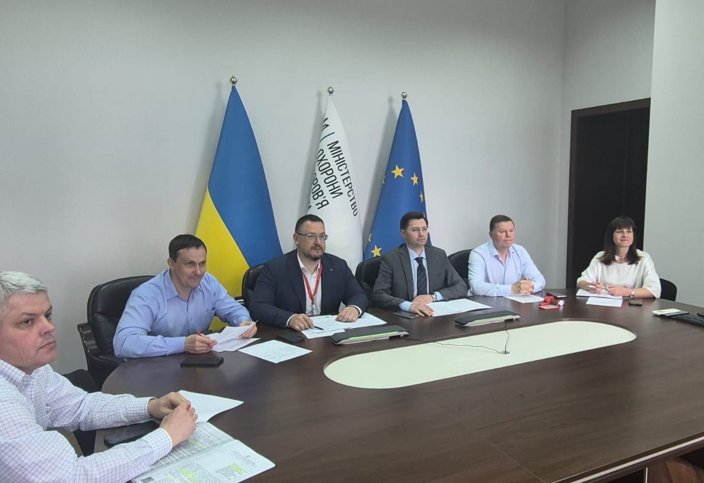 https://moz.gov.ua/img/fae59669-f8ac-4f4b-9ec4-afa80c1ff829/02.jpeg?fm=jpg&q=80&fit=max&crop=1385%2C951%2C0%2C0