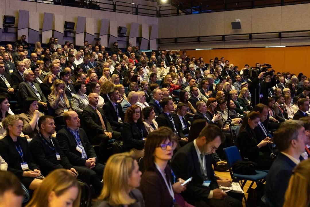 https://moz.gov.ua/img/fe229987-5830-4ebe-8aff-ba25dc938063/493902754-1138384364982445-8447927776488516379-n.jpg?fm=jpg&q=80&fit=max&crop=1080%2C720%2C0%2C0