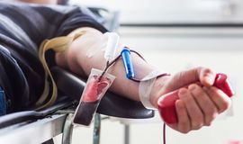 Здавайте кров. Здавайте її зараз. Здавайте її часто – гасло Всесвітнього дня донора крові 2017